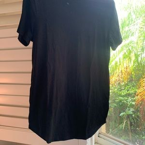 Black Basic Tee